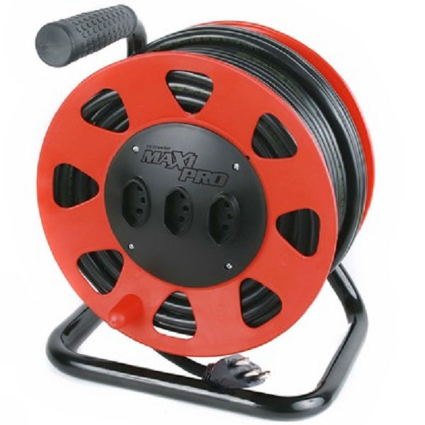 Extensão Extensão com 3 Tomadas 2P+T 20A-250VCA 3x2,50 mm² 30 M com Carretel Vermelha Cabo PP