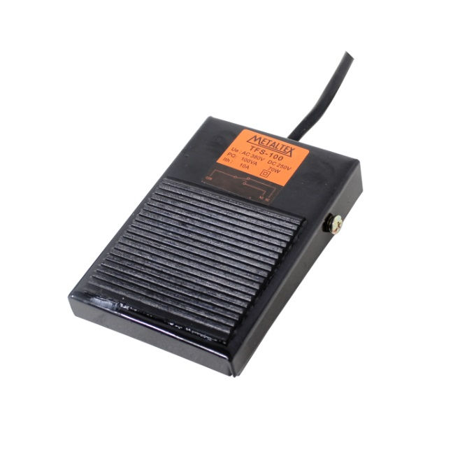 Interruptor Pedal Indust 1NA + 1NF Preto sem Capa Proteção