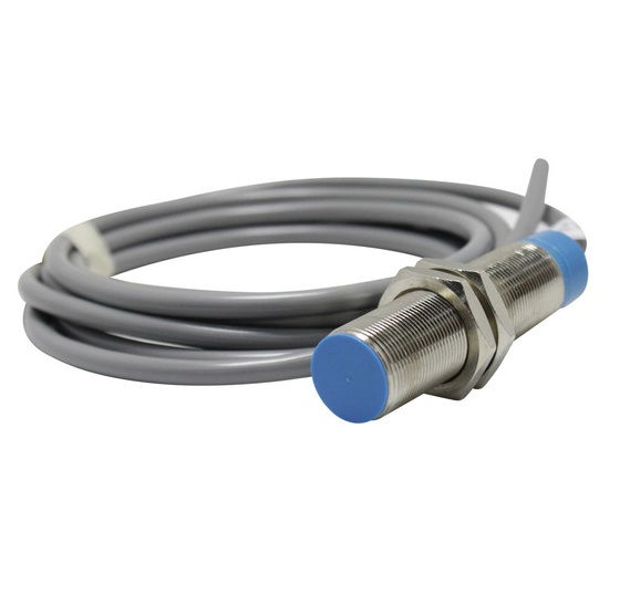 Sensor Indutivo Saliente Cilíndrico M18 20-250VCA/VCC 1NA Alcance 5 mm com Cabo 2 M 2 Fios IP67 Metálico