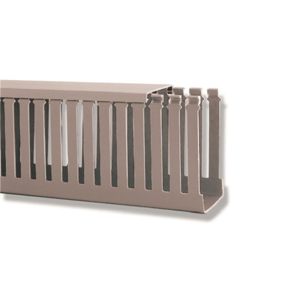 Canaleta PVC Aparente Perfurada sem Divisória 150x50x2000 mm CZ com Tampa