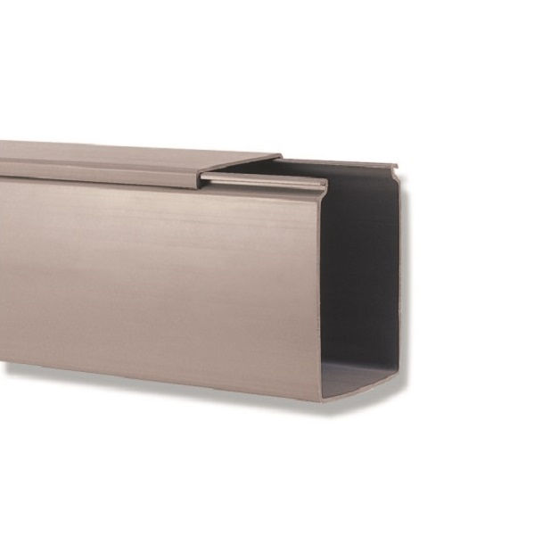 Canaleta PVC Aparente Lisa sem Divisória 110x80x2000 mm com Tampa Cinza