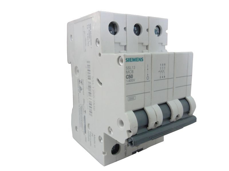 Disjuntor Termomagnético Fixo Tripolar 5SL1 C 50A 5 KA/3 KA 220/380VCA DIN