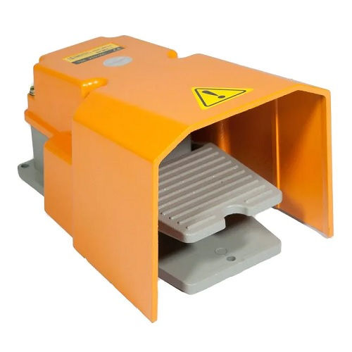 Interruptor Metálico Sobrepor Pedal Industrial 3A-500VCA A 1NAF Liga-desliga Laranja C/CAPA Proteção 5807