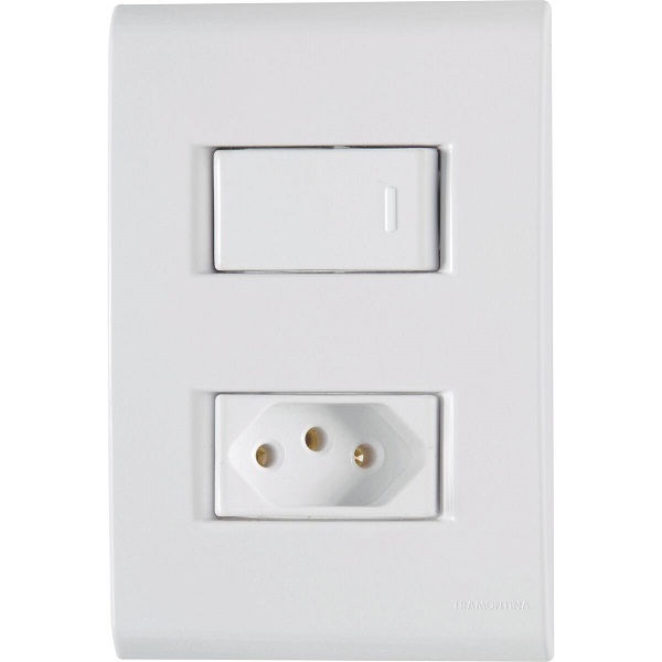 Interruptor Conjunto Embutir 1 Tecla Simples + 1 Tomada NBR 2P+T 10A/250VCA 4x2 Branco Linha LIZ com Placa