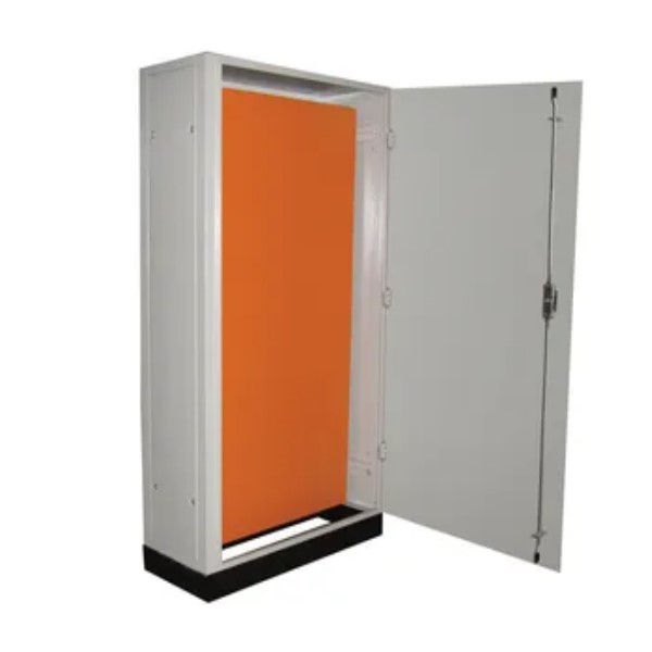 Painel Modular com Tampa Lateral e Base Soleira com Porta Frontal com Placa de Montagem 1900+100x1200x600 mm