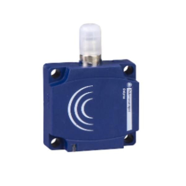 Sensor Indutivo Faceado Quadrado 40x40 PNP 12-24VCC 1NA Alcance 15 mm com Conector M8 3 Pinos IP67