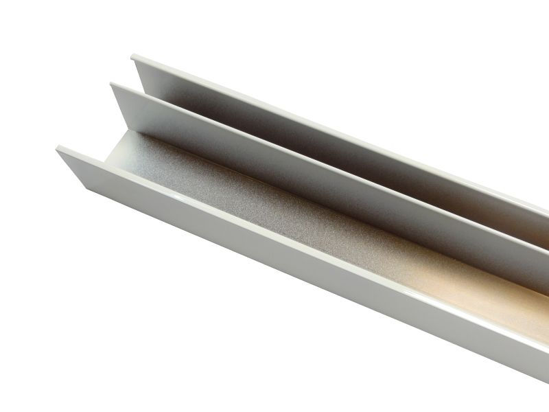 Canaleta Alumínio Duplo D Lisa com Divisória 73x45x3000 mm sem Tampa Branca Standard